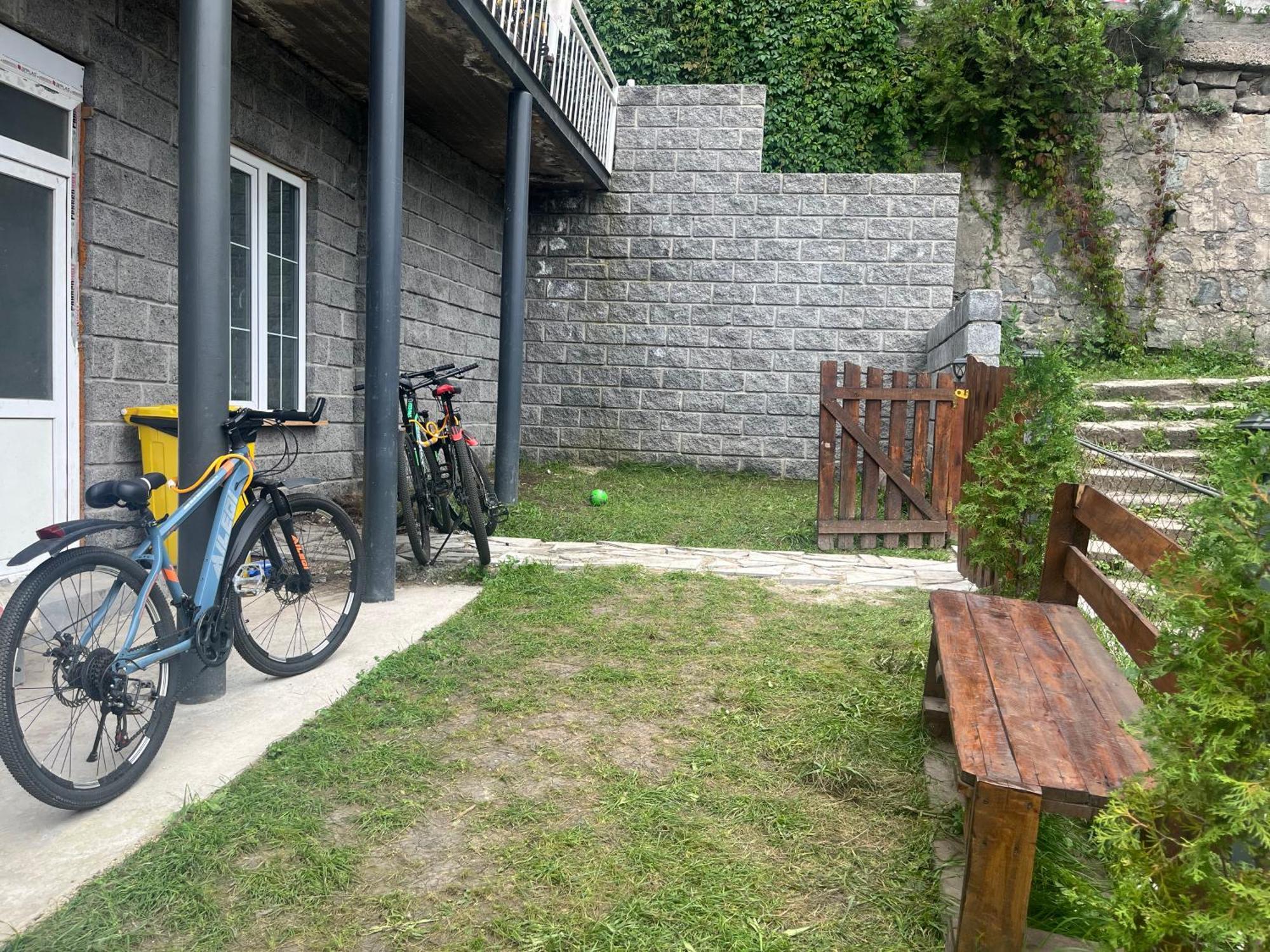 Hostel La Casa Dilidżan Zewnętrze zdjęcie